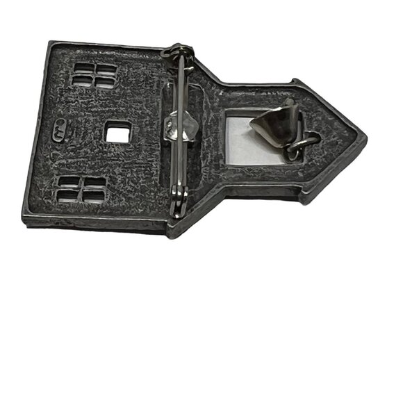 Vintage JJ School Brooch Pewter Tone Moveable Bell Old Schoolhouse Pin - Picture 5 of 8